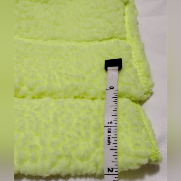 NWT🔥$55 Aerie Cloud Fluffy Soft Henley Sweatshirt Sweater Neon Yellow Last 1 - Picture 10 of 12